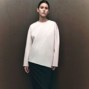 NWT Zara Asymmetrical Hem Sweater Top M